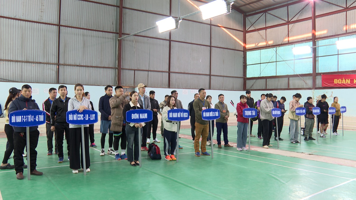 CÁC VĐV THAM GIA KHAI MẠC GIẢI