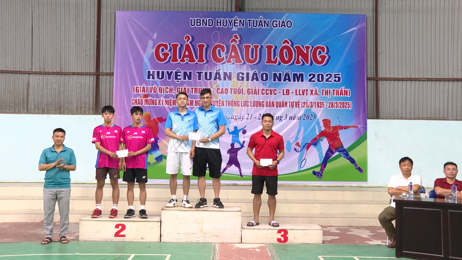 ND ĐÔI NAM VÔ ĐỊCH