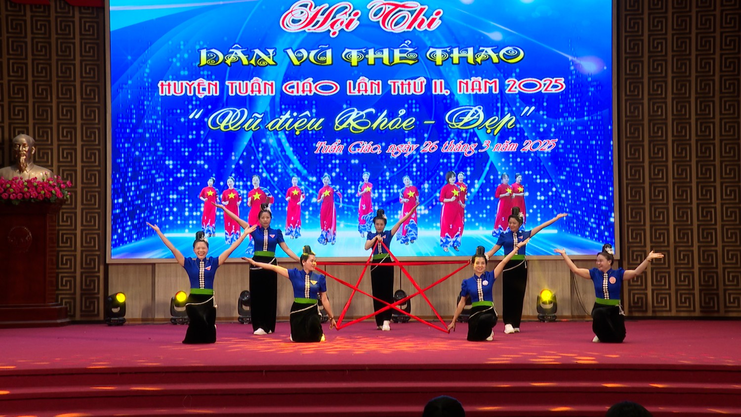 TIẾT MỤC ĐẾN TỪ ĐỘI THI THỊ TRẤN TUẦN GIÁO