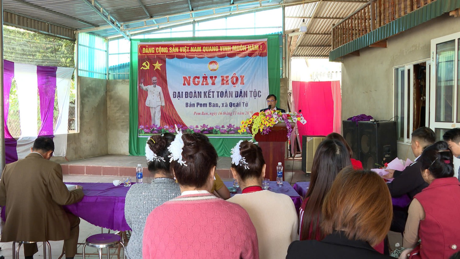 33  ĐẠI ĐOÀN KẾT BẢN POM BAN