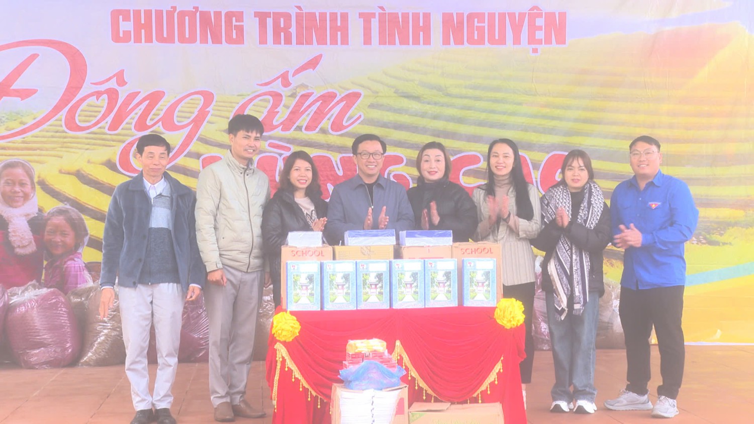 Chương trình thiện nguyện “Đông ấm vùng cao” tại...