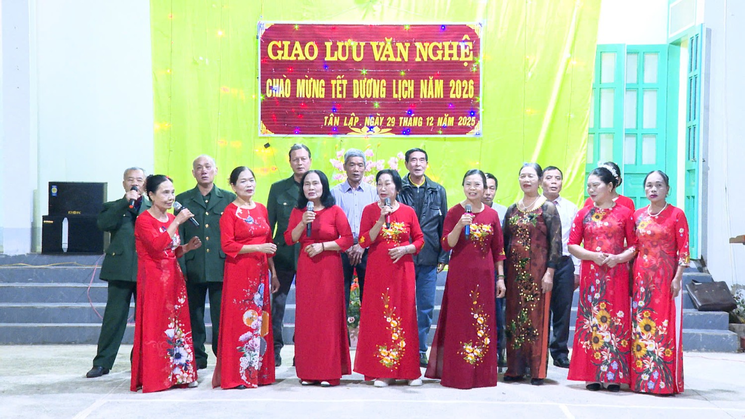 Bản Tân Lập tổ chức chương trình giao lưu văn nghệ...