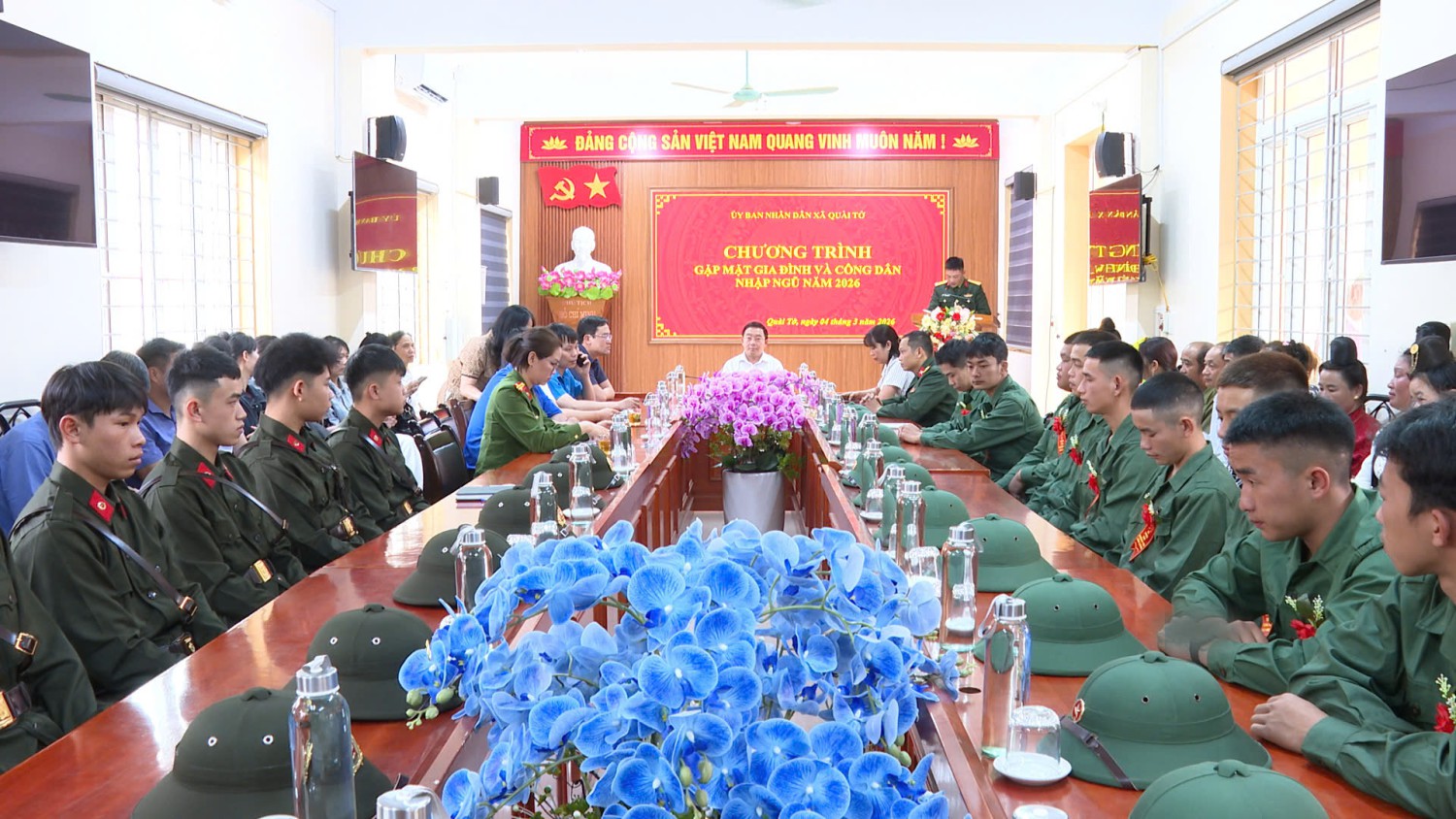 Quài Tở gặp mặt công dân lên đường nhập ngũ năm 2026