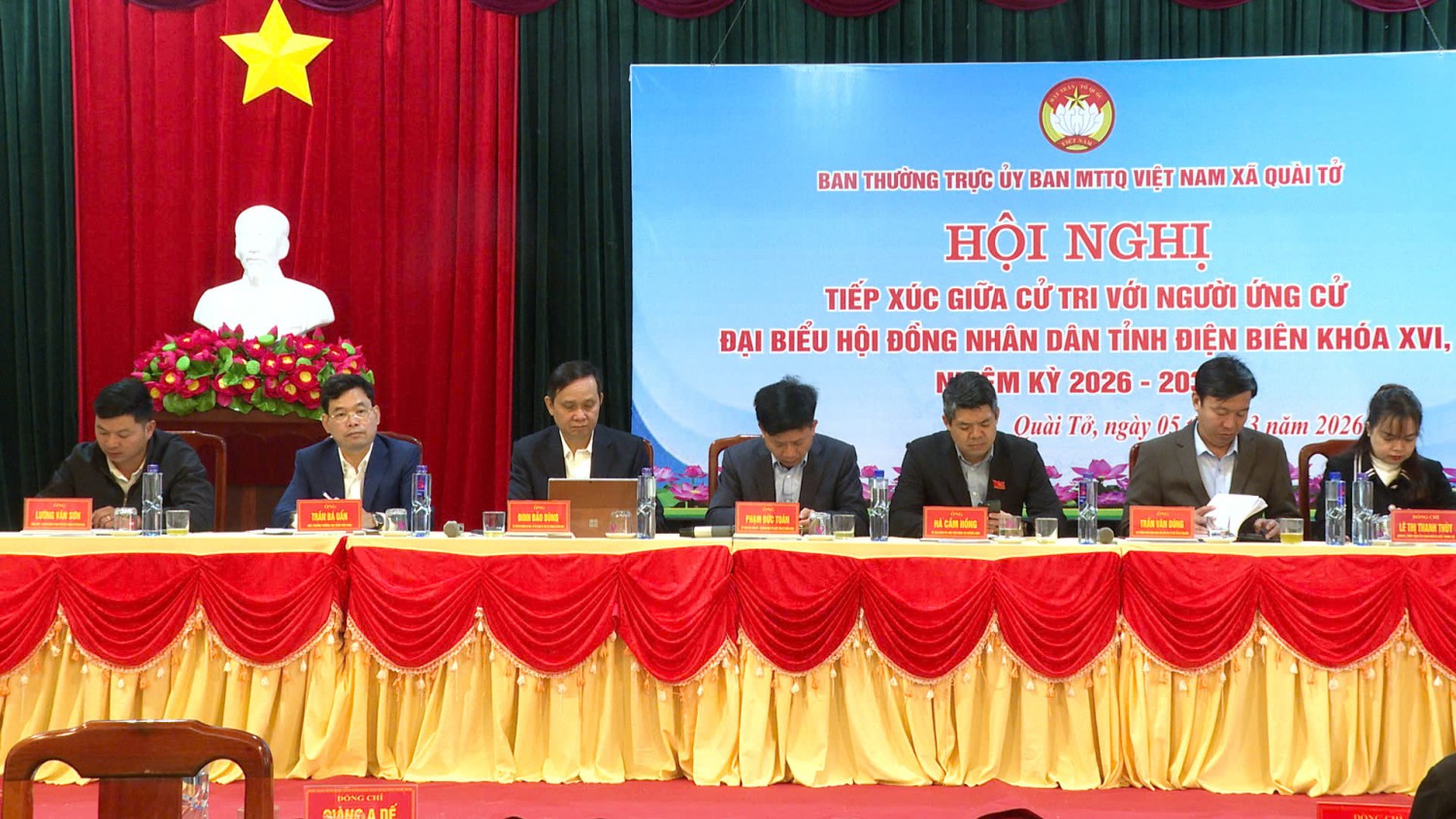 ỨNG CỬ VIÊN ĐẠI BIỂU HĐND TỈNH ĐIỆN BIÊN KHÓA XVI TIẾP XÚC CỬ TRI XÃ QUÀI TỞ