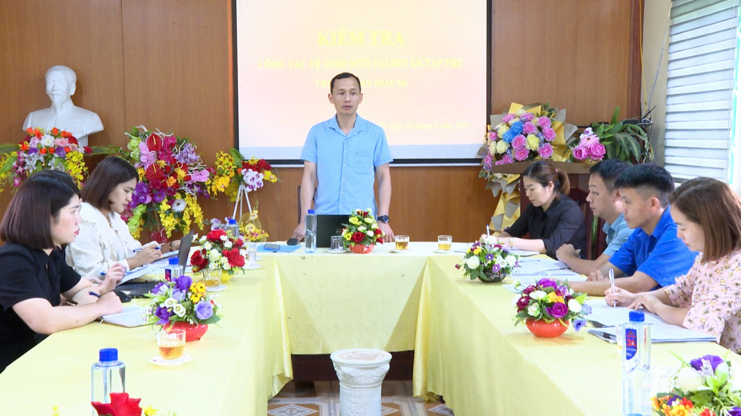 Siết chặt kiểm soát an toàn thực phẩm tại bếp ăn tập thể ở Quài Tở