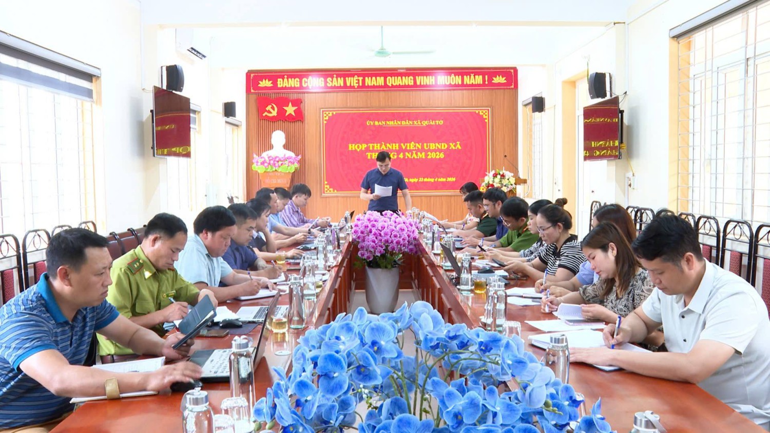 Họp thành viên UBND xã Quài Tở tháng 4/2026