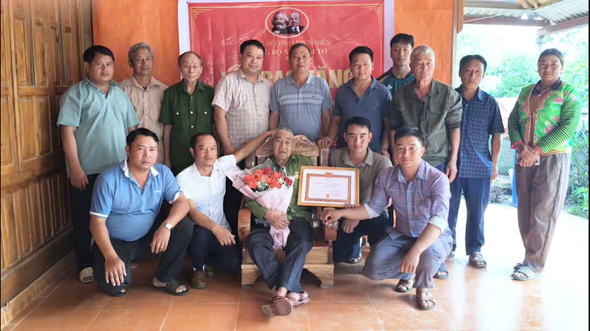 hình 2