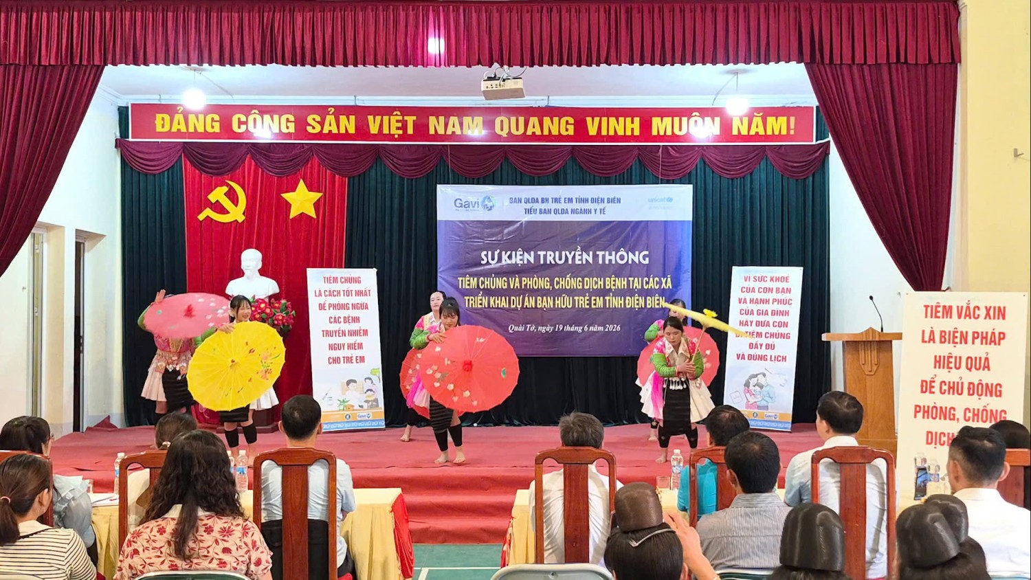 Quài Tở đẩy mạnh truyền thông nâng cao tỷ lệ tiêm chủng, phòng chống dịch bệnh