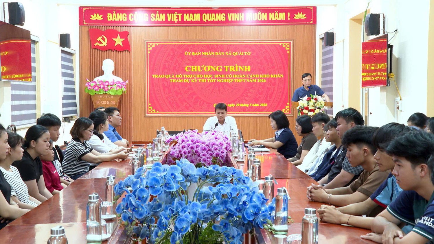26 HỌC SINH CÓ HOÀN CẢNH KHÓ KHĂN ĐƯỢC HỖ TRỢ...