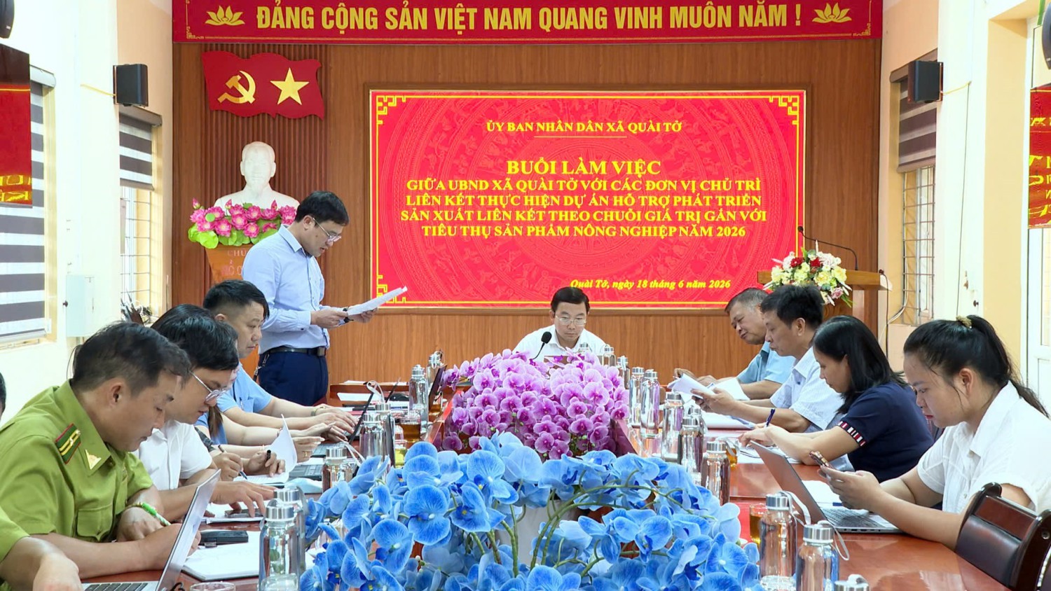 QUÀI TỞ TRIỂN KHAI KẾ HOẠCH LẤY Ý KIẾN NHÂN DÂN VỀ ĐỀ ÁN SẮP XẾP, TỔ CHỨC LẠI CÁC BẢN