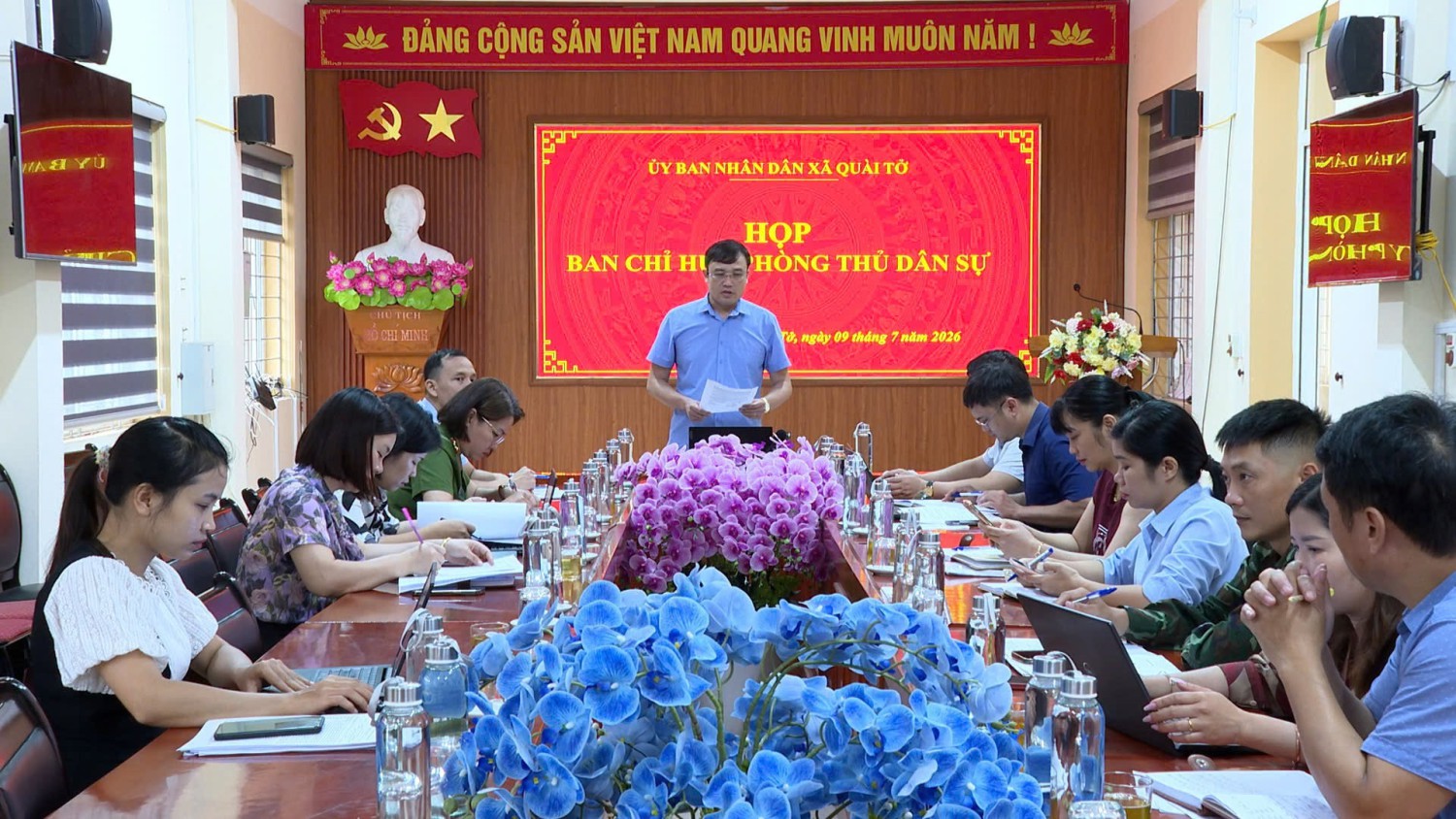 Xã Quài Tở khẩn trương khắc phục hậu quả mưa lớn, hỗ trợ người dân di dời khỏi khu vực nguy hiểm
