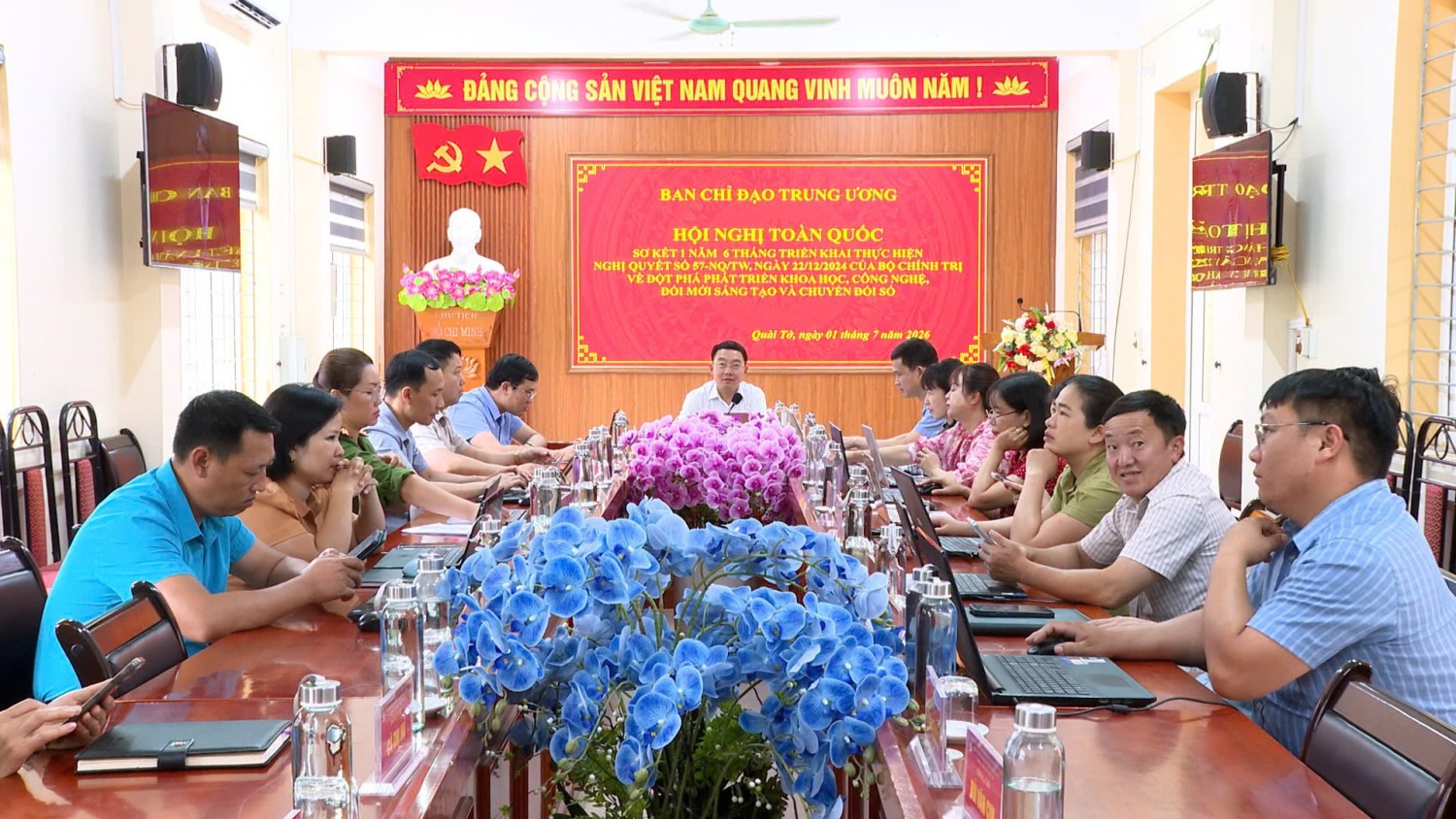 🏛️ Xã Quài Tở dự Hội nghị toàn quốc sơ kết thực hiện Nghị quyết số 57-NQ/TW của Bộ Chính trị