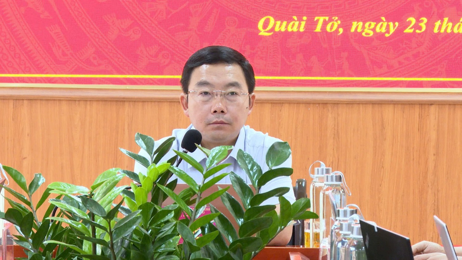 Quài Tở tham dự Hội nghị trực tuyến học tập, quán...