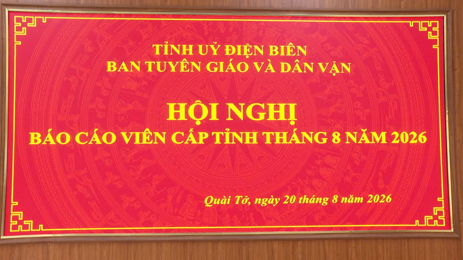 Quài Tở tham dự Hội nghị Báo cáo viên cấp tỉnh tháng 8