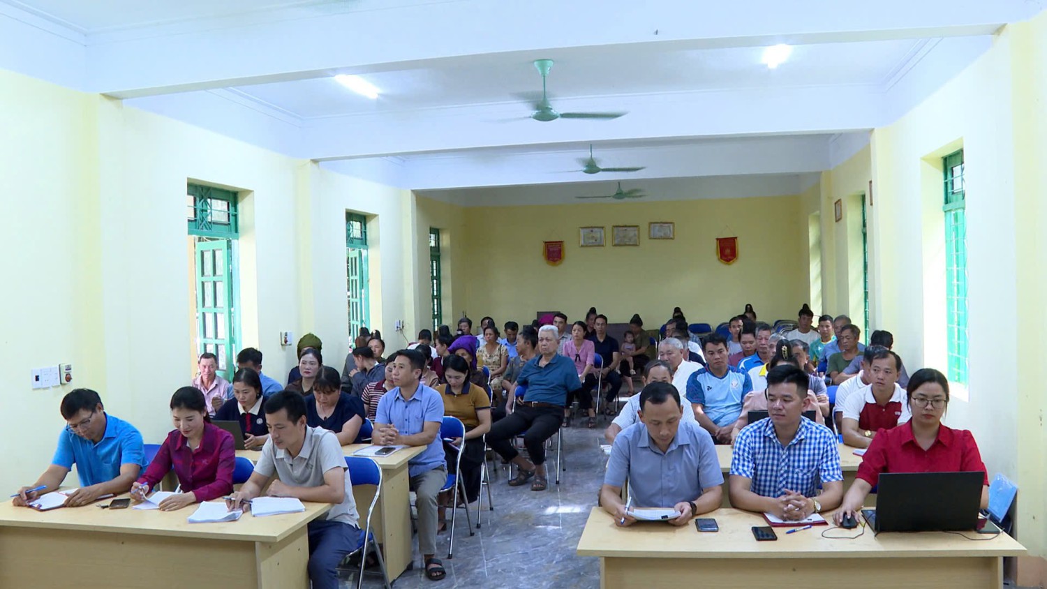 📋 QUÀI TỞ RA QUÂN LÀM ĐIỂM RÀ SOÁT HỘ NGHÈO, HỘ...