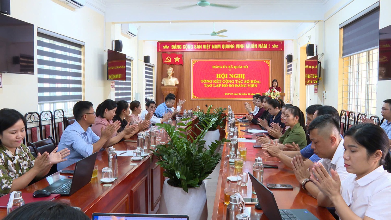 Quài Tở hoàn thành 100% hồ sơ đảng viên thuộc diện...